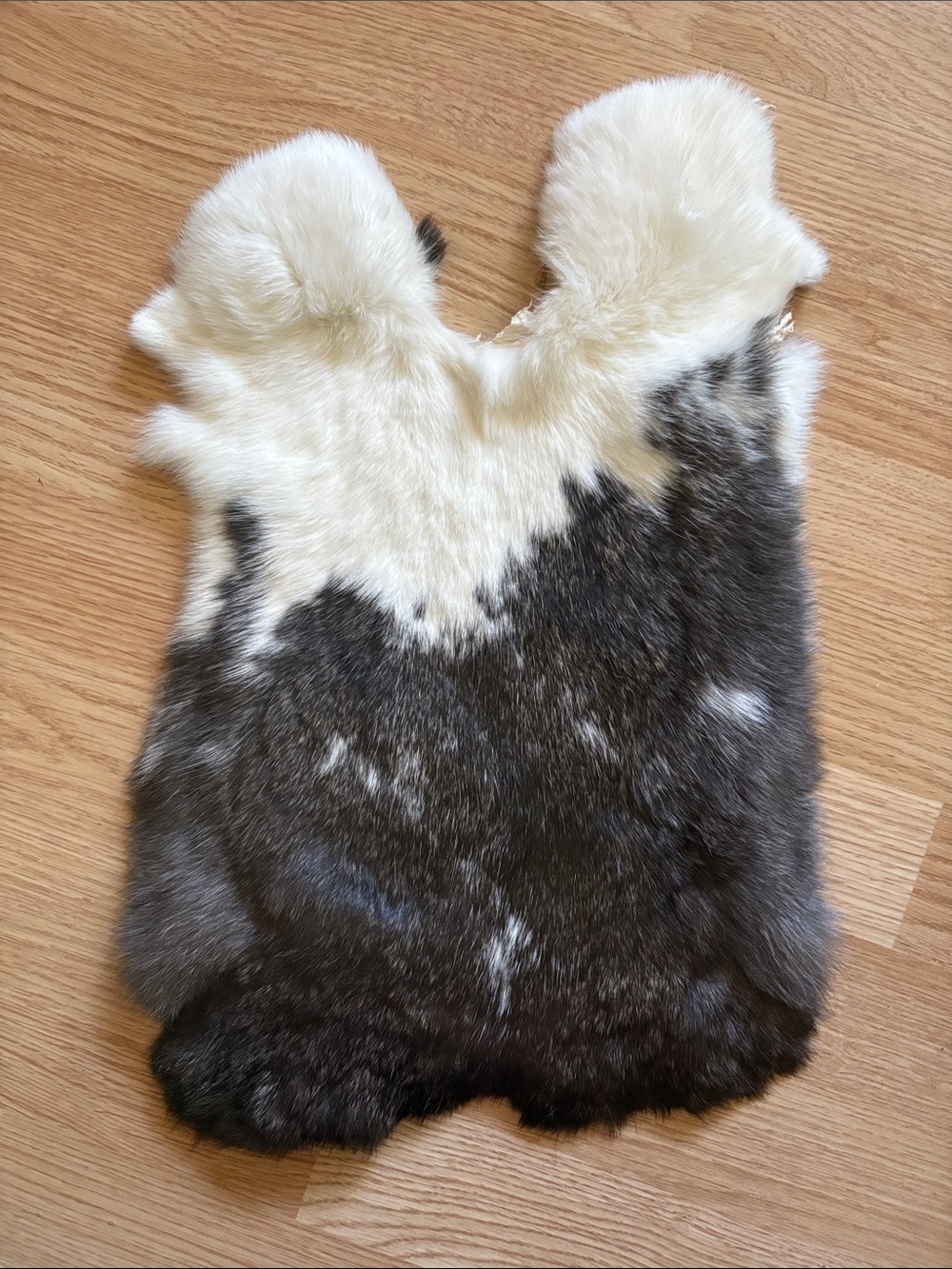 B0074 rabbit pelt crafts decor